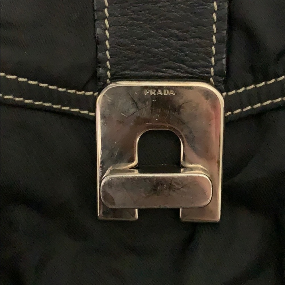 Black Prada nylon and leather bag - Picture 4 of 10